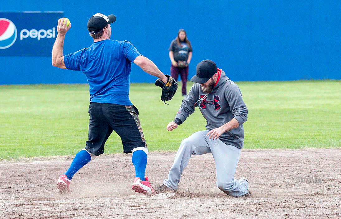 Whitehorse Daily Star: Slo-pitch teams warm-up in season’s first tournament