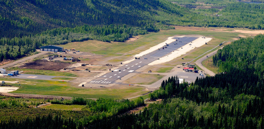 Whitehorse Daily Star: Dawson City airport paving welcomed