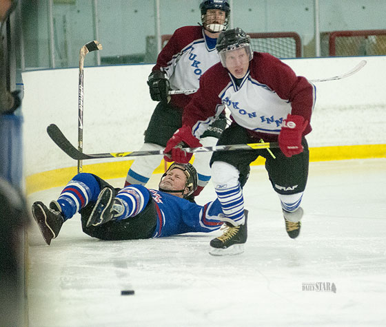 Whitehorse Daily Star: Campbell, Cowan lead Yukon Inn to oldtimers